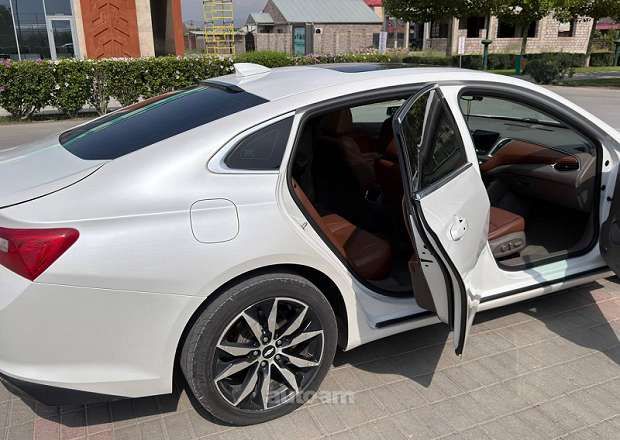Chevrolet Malibu 2018 — լուսանկար 6