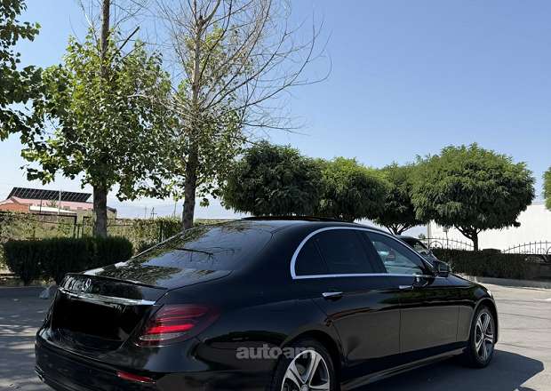 Mercedes-Benz E 300 2017 — լուսանկար 6