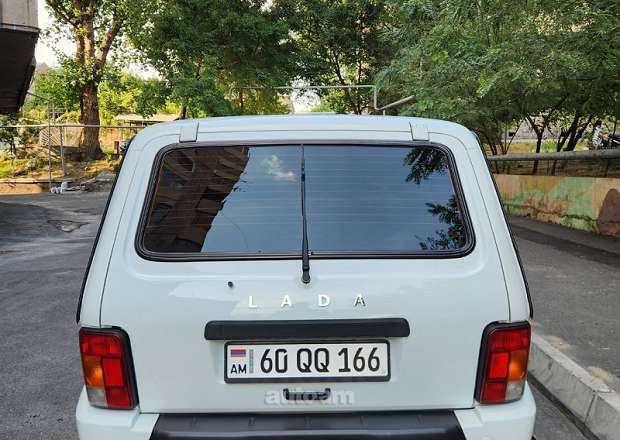 VAZ (Lada) 2121 NIVA (4x4) 2015 — photo 2