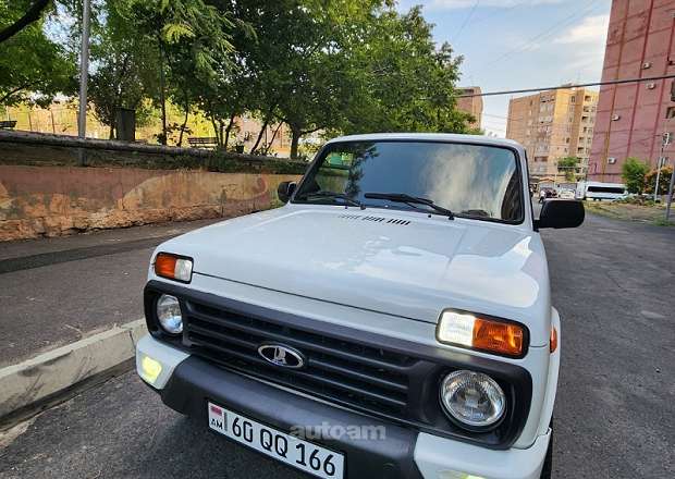 VAZ (Lada) 2121 NIVA (4x4) 2015 — photo 3