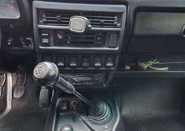 VAZ (Lada) 2121 NIVA (4x4) 2015 — photo 11
