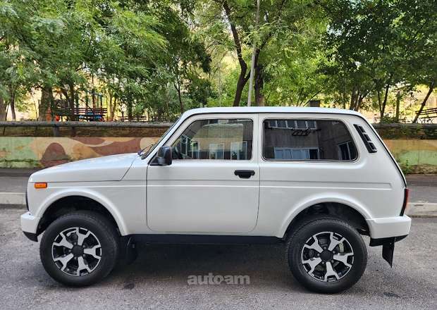 VAZ (Lada) 2121 NIVA (4x4) 2015 — photo 6