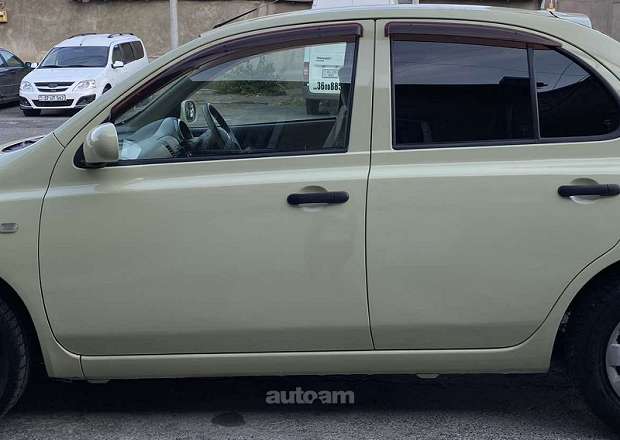 Nissan March 2003 — լուսանկար 6