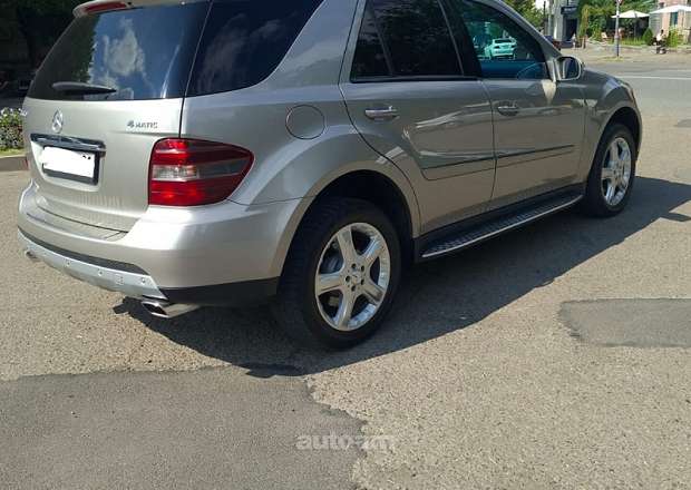 Mercedes-Benz 500 2007 — photo 2