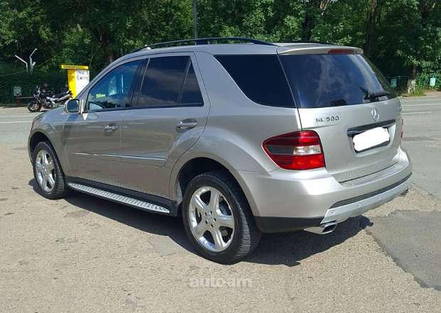 Mercedes-Benz 500 2007 — photo 1