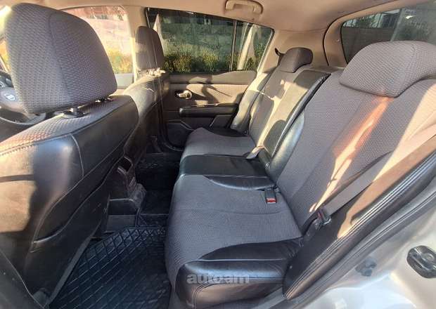 Nissan Tiida 2005 — լուսանկար 7