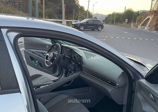 Hyundai Elantra 2021 — photo 8