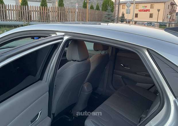 Hyundai Elantra 2021 — photo 6