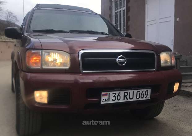 Nissan Pathfinder 2003 — լուսանկար 1