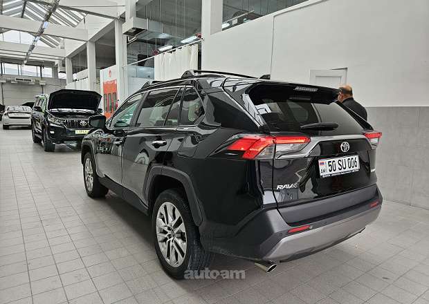 Toyota Rav 4 2020 — լուսանկար 4