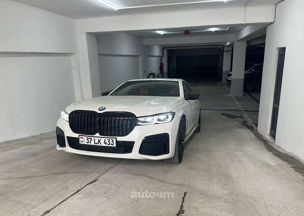 BMW 740