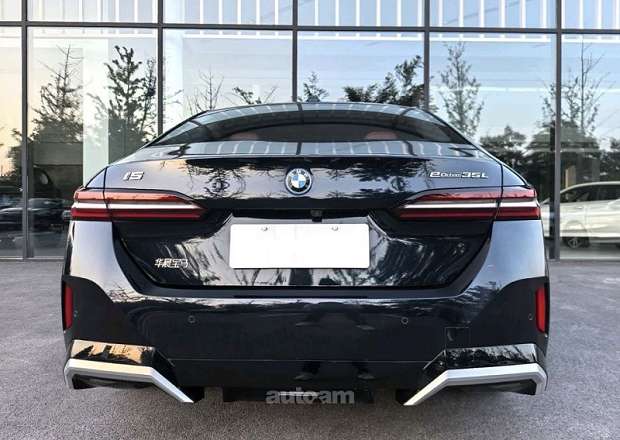 BMW i5