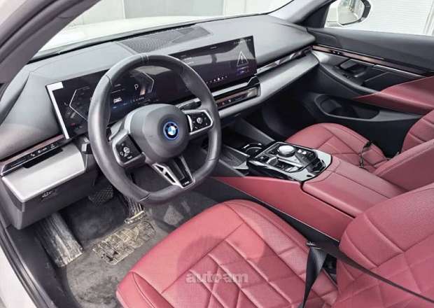BMW i5