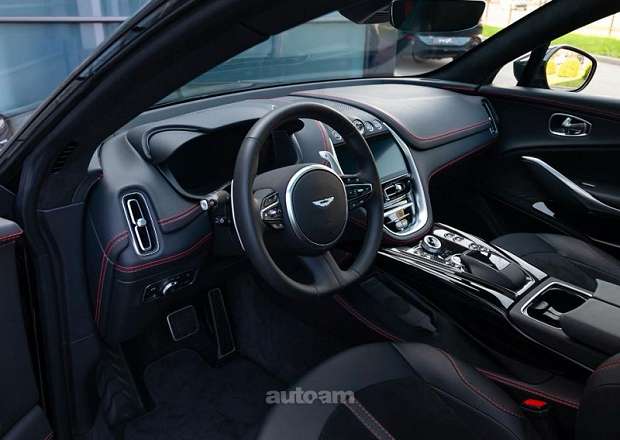 Aston Martin DBX