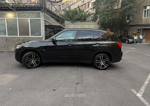 BMW X5 2015 — լուսանկար 10