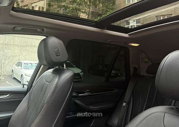 BMW X5 2015 — լուսանկար 9