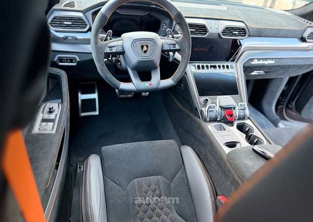 Lamborghini Urus