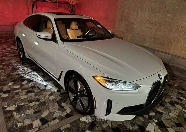 BMW i4