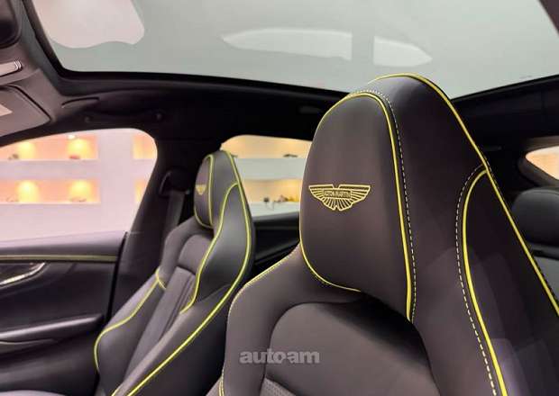 Aston Martin DBX