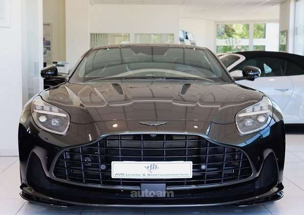 Aston Martin DB11