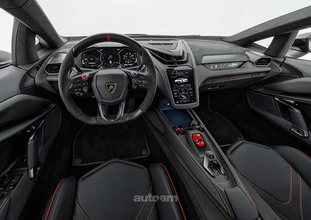 Lamborghini Revuelto