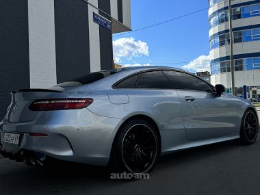 Mercedes-Benz E 200  2019 