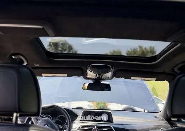 BMW 750