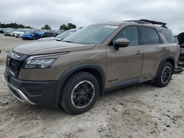 Nissan Pathfinder  2024 