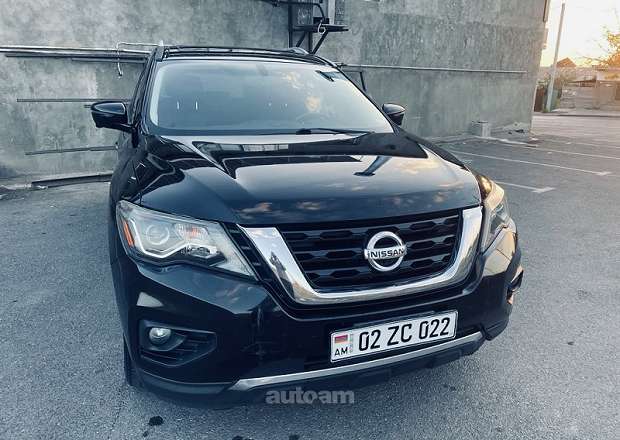 Nissan Pathfinder 2017 — լուսանկար 3