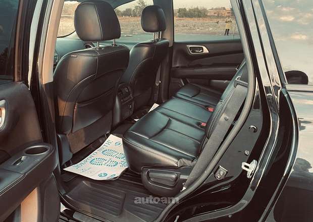 Nissan Pathfinder 2017 — լուսանկար 12
