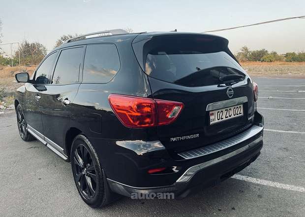 Nissan Pathfinder 2017 — լուսանկար 6