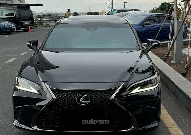 Lexus ES 350 2020 — photo 8