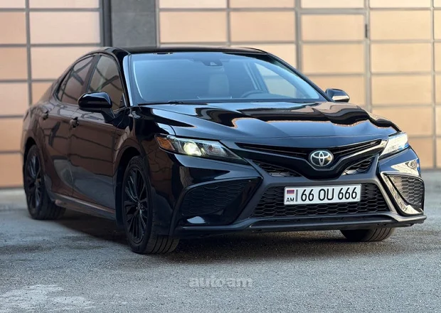 Toyota Camry 2020 — լուսանկար 4