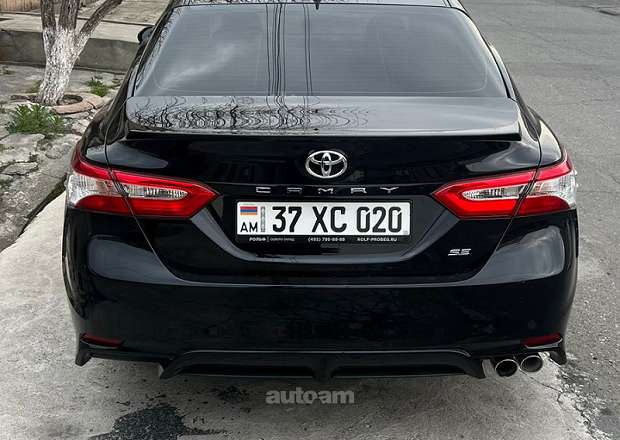 Toyota Camry 2020 — photo 3
