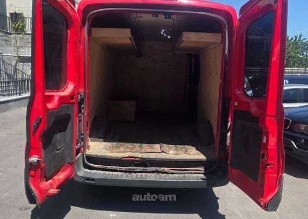Ford Transit 2017 — լուսանկար 2