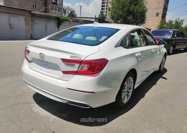 Honda Accord 2018 — photo 7