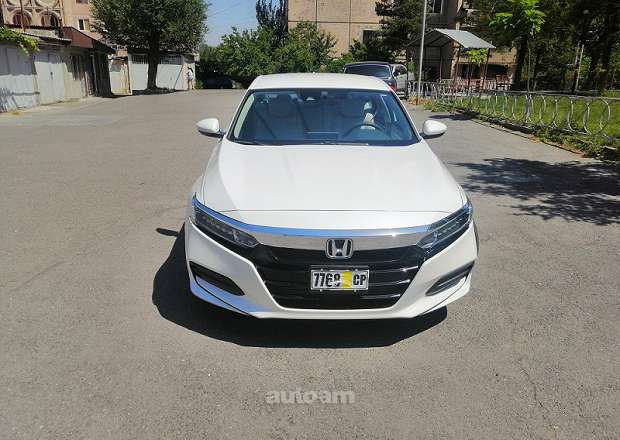 Honda Accord 2018 — photo 3