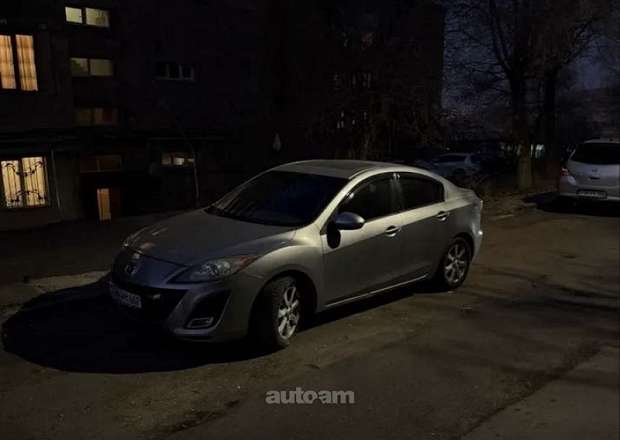 Mazda 3 2011 — լուսանկար 6