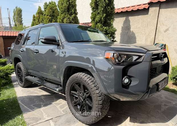 Toyota 4-Runner 2024 — լուսանկար 2