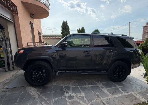Toyota 4-Runner 2024 — լուսանկար 3