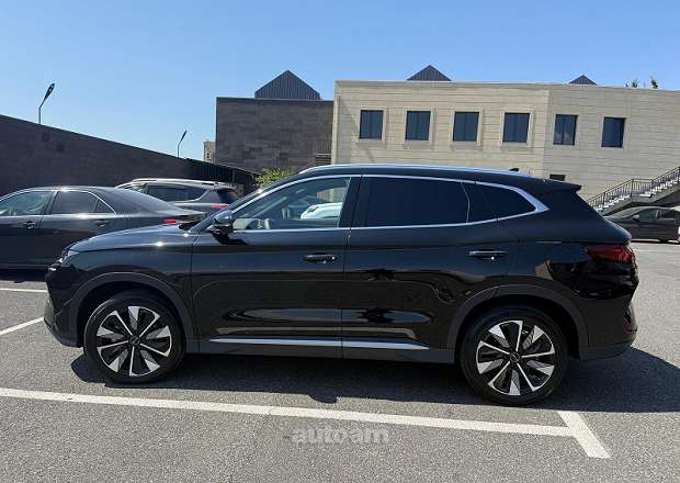 BYD Song Plus 2025 — photo 4