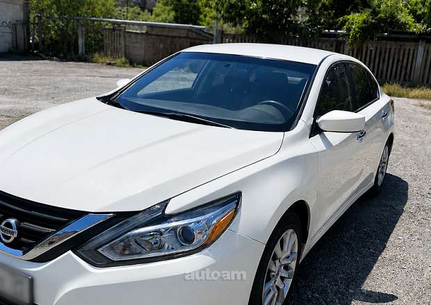 Nissan Altima 2016 — լուսանկար 3