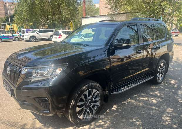 Toyota Land Cruiser Prado 2021 — photo 2