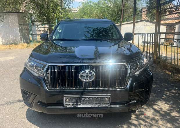 Toyota Land Cruiser Prado 2021 — photo 1