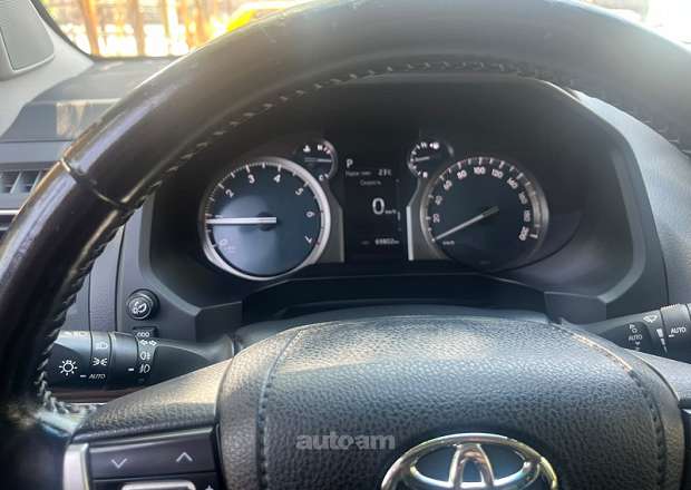 Toyota Land Cruiser Prado 2021 — photo 3