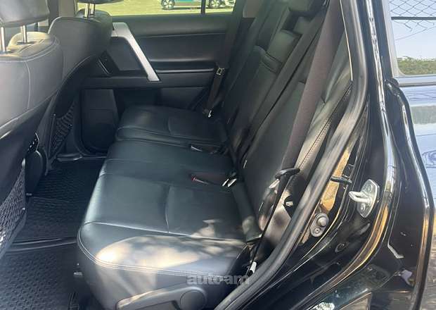 Toyota Land Cruiser Prado 2021 — photo 6