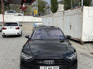 Audi A8  2019 