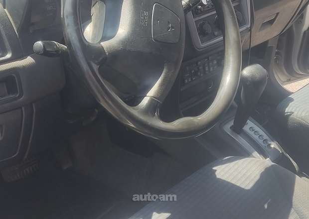 Mitsubishi Pajero Pinin (IO)