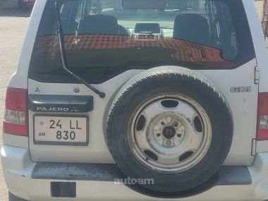 Mitsubishi Pajero Pinin (IO)  2000 