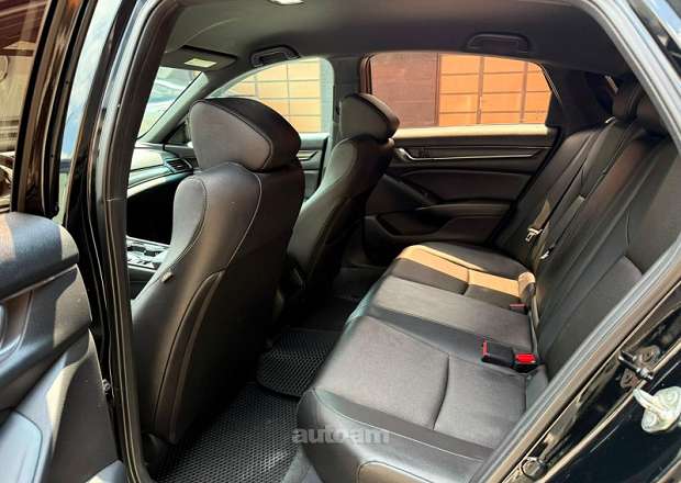 Honda Accord 2019 — լուսանկար 8